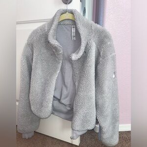 Alo gray Foxy Sherpa Jacket used